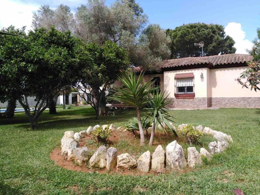 Chalet En La Barrosa, Piscina+Bbq+Grifo De Cerveza Chiclana de la Frontera Esterno foto